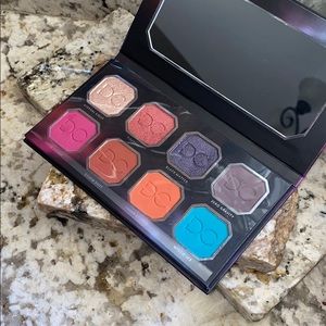 Dominique Cosmetics eyeshadow palette 🎨